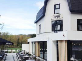 Adventure Valley Sporthouse, hotell sihtkohas Durbuy