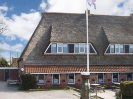 Authentic holiday home in North Friesland, hotel in Holwerd