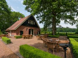 Country house in nature，奧登茲奧的飯店