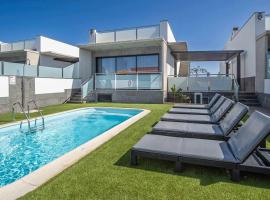 Five Dreams Villas 2 dormitorios piscina privada, hotell i Corralejo