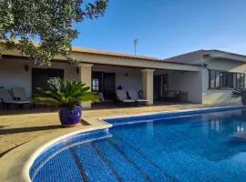 Casa Ibicenca Con Piscina Privada
