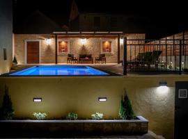 Villa Breeze - perfect getaway in untouched nature โรงแรมในBisko