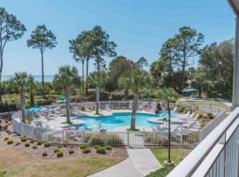 Direct Oceanfront Villa - Heated Pool & Breathtaking Ocean View – hotel w mieście Hilton Head Island