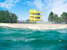 Pranaav Beach Resort, hotell i Pondicherry