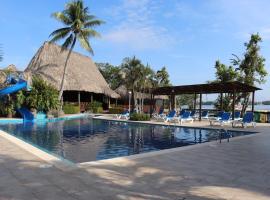 Hotel Mansión del Río, hotel v destinaci Izabal