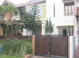 Holiday Home Bogor Syariah