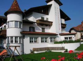 Hotel Pörnbacher, hotel in Valdaora
