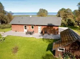 8 person holiday home in Hadsund