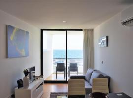 Ocean Blue Apartment, ξενοδοχείο στην Πόντα Ντελγάδα