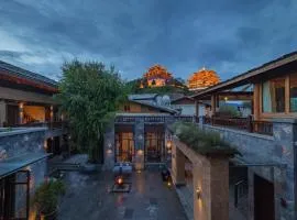 阿若康巴南索达庄园 
