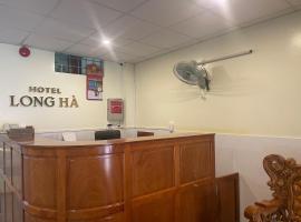 Khách sạn Long Hà，芹苴芹苴國際機場 - VCA附近的飯店