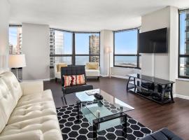 Luxury Downtown Chicago Suites, hotel near Civic Opera House, Chicago