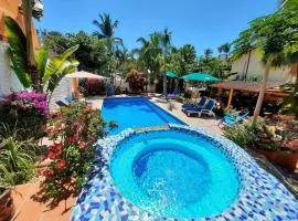 HOTELITO SWISS OASIS, Playa Zicatela - Adults Only - Kitchen - Cocina