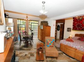 Majikal B&B -Retro, hotel que admite mascotas en Cholula