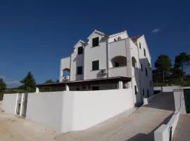 Apartments Croatia Brač