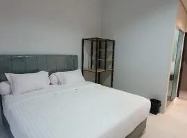 RedDoorz Plus near Siloam Hospital Balikpapan