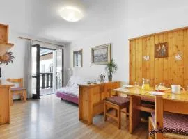 Apartment Condominio al Parco-1 by Interhome