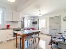 Bright & Cozy Flat - 2 mins to the Town
