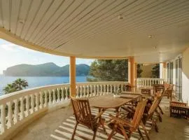 Villa Camp de Mar, Sea View