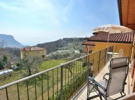 Blue Apartment in Marciaga di Costermano