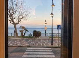 Una Finestra sul Mare, alloggio vicino alla spiaggia a Maiori