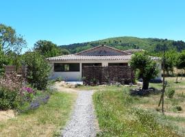 La Gourmandine -Gîtes, Hotel in Courry