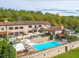 Villa Kluni by Rent Istria