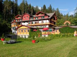 Parkhotel Sole Paradiso, hotel en San Candido