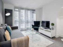 Luxury Chic Apartment near Canary Wharf, Excel, O2 & Stratford, hotell Londonis huviväärsuse Metroojaam Bromley-by-bow lähedal