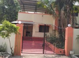 HemHarsh Holiday Home, villa em Karjat