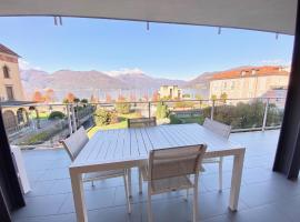 Appartamento Palazzo di Vetro, hotel en Luino