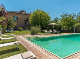 Finestra Su Siena 16, Emma Villas