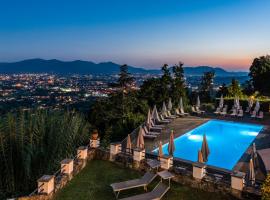 Tenuta Guinigi Antico Borgo di Matraia - Exclusive Holidays apartments & Pool, ξενοδοχείο διαμερισμάτων στη Λούκα