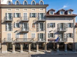 Hotel & Apartments " Perpoin ", ξενοδοχείο σε Saluzzo