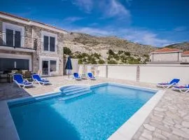 Luxury Villa Layla with private pool near Dubrovnik