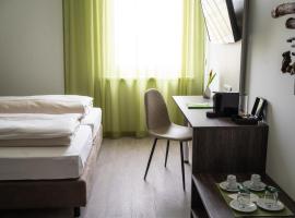 eee Hotel Graz, hotel u gradu Neupirka