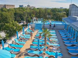 Hotel & Spa NEMO with dolphins, hotell i Kharkov
