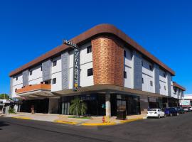 Hotel Puerta del Sol, hotel poblíž Mezinárodní letiště Enrique Malek - DAV, 
