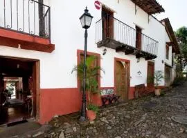 Hotel De Cervantes