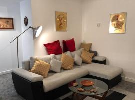 Tranquil Welsh Mountain Gem, Abertillery, Wales, cheap hotel in Abertillery
