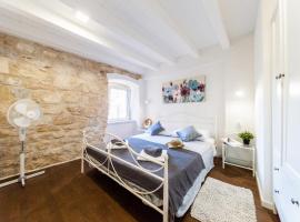 Casa Karina, villa in Vis