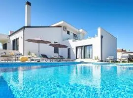 Elegant Villa Dolcea with a swimming pool