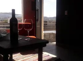 Departamento Boutique De Diseñador "TERRAZA 26"- Dos dormitorios- Dos baños- Vista a la montaña - Cochera