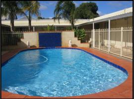 THE MEYERS HOUSE - ACCOMMODATION, hotel di Kalgoorlie