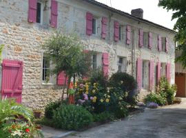 LA PASTORALE, bed and breakfast en Beurlay