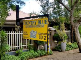 Country Blue Luxury Guest House, hotel em Polokwane