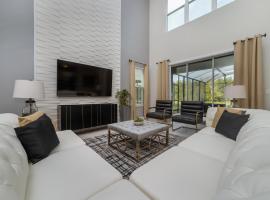 Villa wPrivate Pool &Themed Rooms, near Disney, hotel in Kissimmee