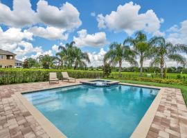 Modern Villa wPrivate Pool and Air Hockey Table, hotel perto de Orlando Tree Trek Adventure Park, Orlando