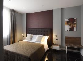 Magri's Hotel، فندق في نابولي