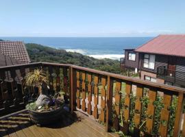 A Whale, A Bush Buck and A Glass of Wine, villa i Mossel Bay